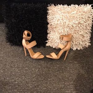Steve Madden 4 inch heels with ankle straps